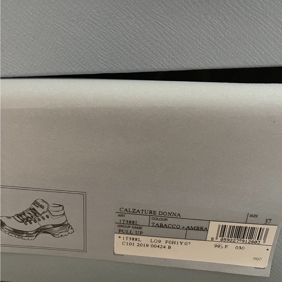 Prada boots - Picture 10 of 10